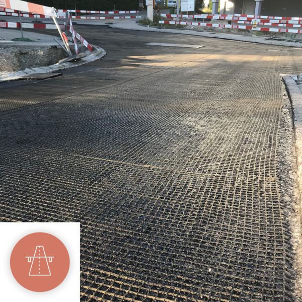 Asphalt reinforcement