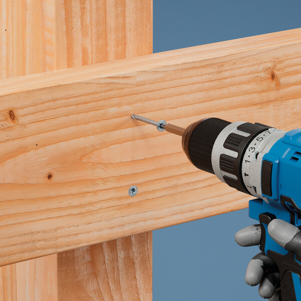 Træ-træ fastgørelse