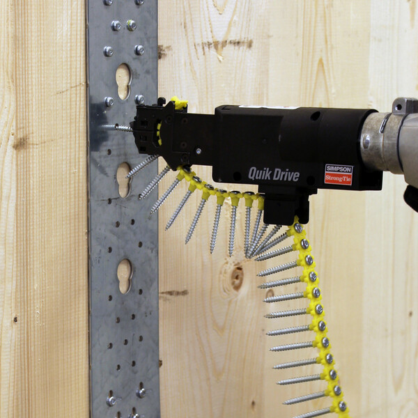 Fastgørelse af beslag