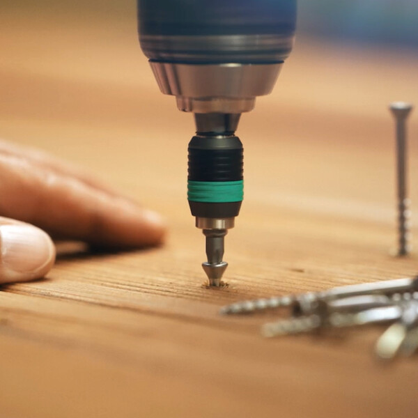 Fastgørelse af terrassebrædder